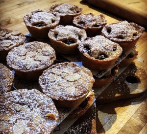 Homemade mince pies